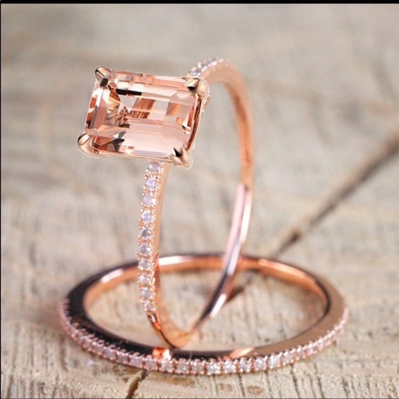 Rose gold crystal ring set - Picture 3 of 3